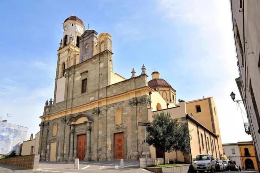 Moderno E Confortevole Appartamento, Wi-Fi E Parcheggio Gratuito Sanluri المظهر الخارجي الصورة